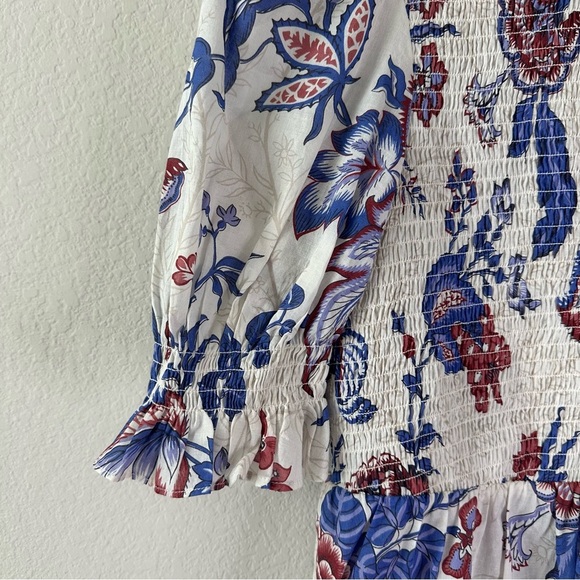 TUCKERNUCK
Cream Heirloom Floral Short Sleeve Rowen Blouse SZ L - Picture 5 of 9